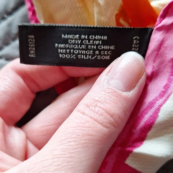 Coach 100% silk scarf - Picture 6 of 6